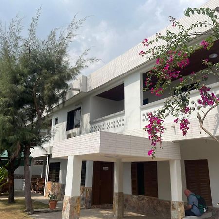 Omanye Lodge 아크라 외부 사진